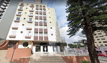 Condomínio Acucena em Curitiba