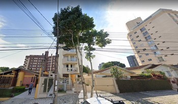 Condomínio Airton Lamas Roncato em Curitiba