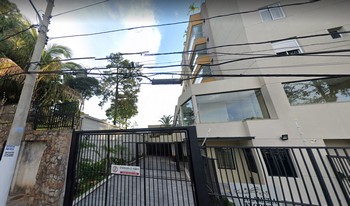 Condomínio Alameda Floresta em São Paulo