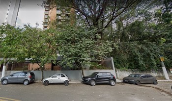 Condomínio Alcantarilla em São Paulo