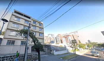 Condomínio Armando Pedro Ercole em Curitiba