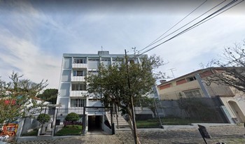 Condomínio Arthur José Nisio em Curitiba