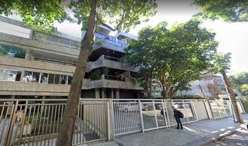 Condomínio Barão De Solimões em Rio De Janeiro