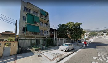 Condomínio Bezerra De Menezes em Rio De Janeiro
