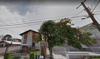 Condomínio Cairu em Curitiba