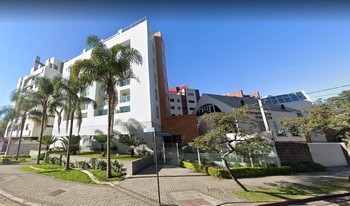 Condomínio Campanario Appartamenti em Curitiba
