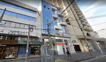 Condomínio Carlos Eduardo De Leão em Curitiba
