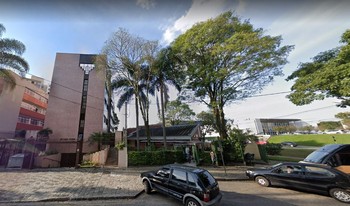 Condomínio Casa Nobre em Curitiba