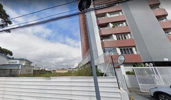 Condomínio Castel Vetrano em Curitiba