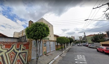 Condomínio Cavalheiro Renato Verga em São Paulo