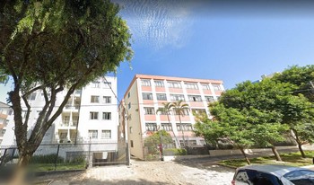 Condomínio Celize em Curitiba