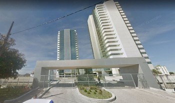 Condomínio Centro Empresarial 2 De Julho em Salvador