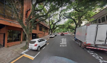 Condomínio Centro Profissional Barão Do Rio Branco em Porto Alegre
