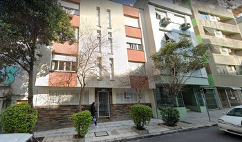 Condomínio Cintia em Porto Alegre