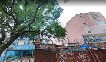 Condomínio Cintia em Porto Alegre