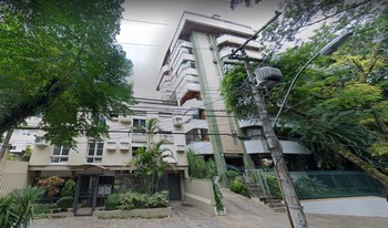Condomínio Claudine em Porto Alegre