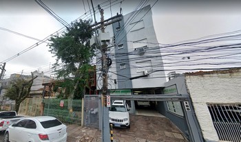 Condomínio Comercial E Residêncial Bertha em Porto Alegre