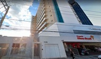 Imagem de fundo do Condomínio Comercial Plazza Center em Montes Claros