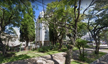 Condomínio Conj Resid Plaza Toulouse em Porto Alegre