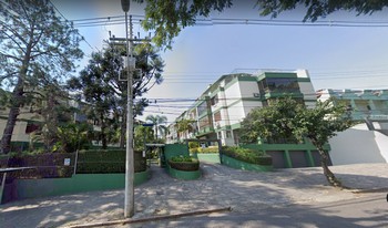 Condomínio Conjunto Residêncial Vista Alegre em Porto Alegre