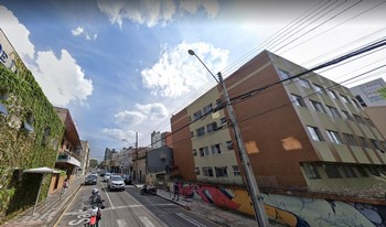 Condomínio De Leon em Curitiba