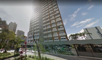 Condomínio Dona Amélia em Curitiba