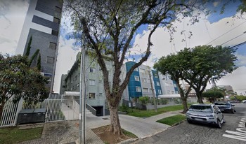 Condomínio Dona Beatriz em Curitiba