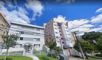 Condomínio Dona Iris em Curitiba