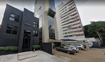 Condomínio Engenheiro Paulo Izzo em São Paulo