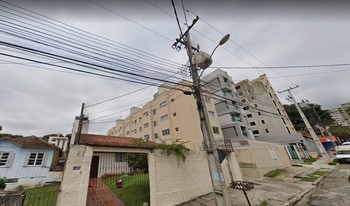 Condomínio Edifício Faveiro