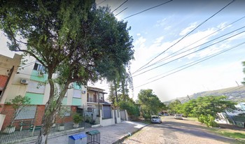 Condomínio Fernanda Ii em Porto Alegre