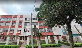Condomínio Fernando Krug em Porto Alegre
