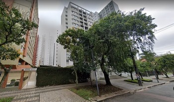 Condomínio Fernão De Magalhães em Curitiba