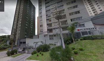 Condomínio Flexcity Champagnat em Curitiba