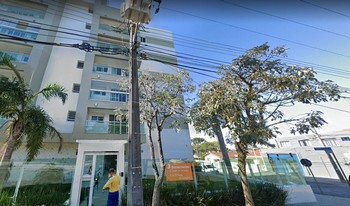 Condomínio Francisco Navarrete em Curitiba