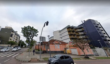Condomínio Fredérico Seegmueller em Curitiba
