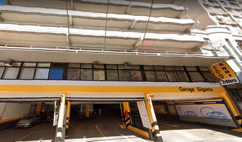Condomínio Garage Gigante em Porto Alegre
