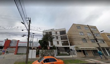 Condomínio Guga em Curitiba