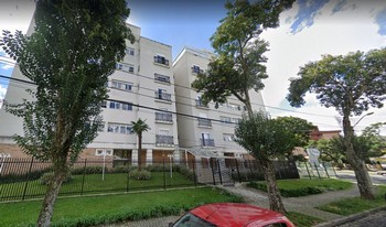Condomínio Guilherme Brunatto em Curitiba