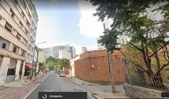 Condomínio Henrique Da Cunha Bueno em São Paulo