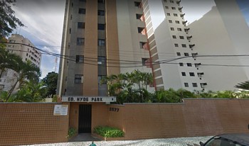 Imagem de fundo do Condomínio Hyde Park em Fortaleza