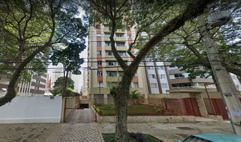 Condomínio Igarata em Curitiba