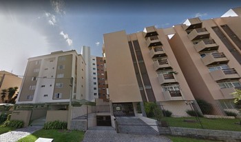 Condomínio Iluaboo em Curitiba
