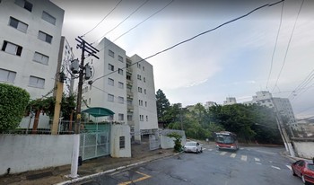 Condomínio Ira Bloco A E Edifício Renato Bloco B em São Paulo