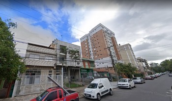 Condomínio Irini em Porto Alegre