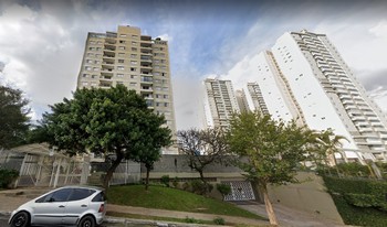 Condomínio Edifício La Maison
