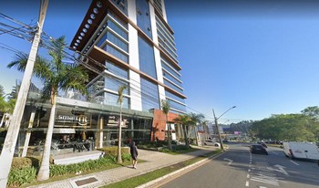 Condomínio Lakeside Corporate em Curitiba