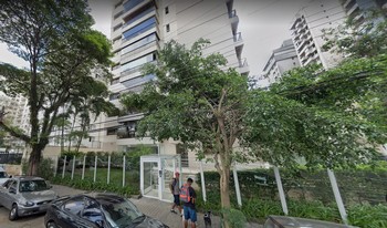 Condomínio Les Grenadines em São Paulo