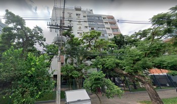 Condomínio Louisiane em Porto Alegre