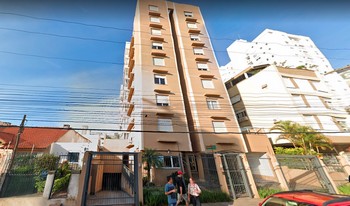 Condomínio Lovely Santana em Porto Alegre